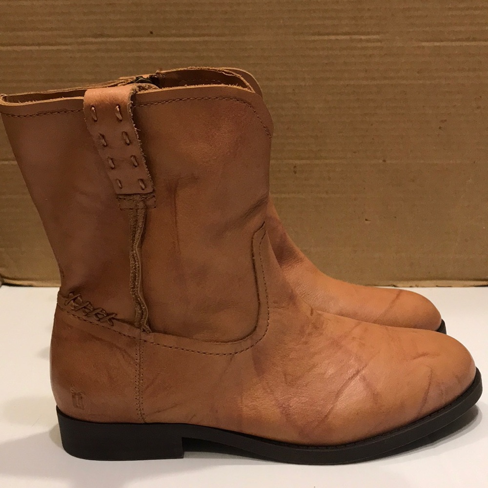 Frye Short Boots